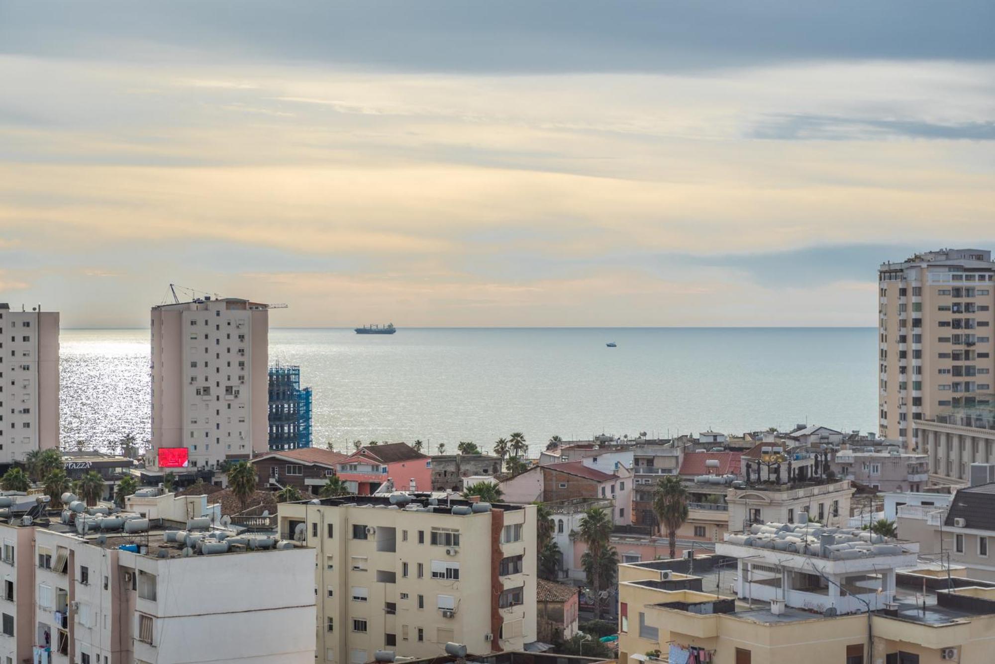 Sky Apartments Durres Ngoại thất bức ảnh